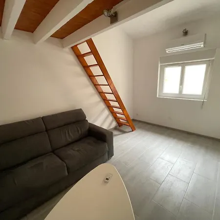 Chez Franou, Centre , Rez De Chaussee * Nimes