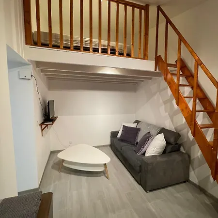 Apartment Chez Franou, Centre , Rez De Chaussee Nimes